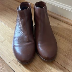 Women’s boots